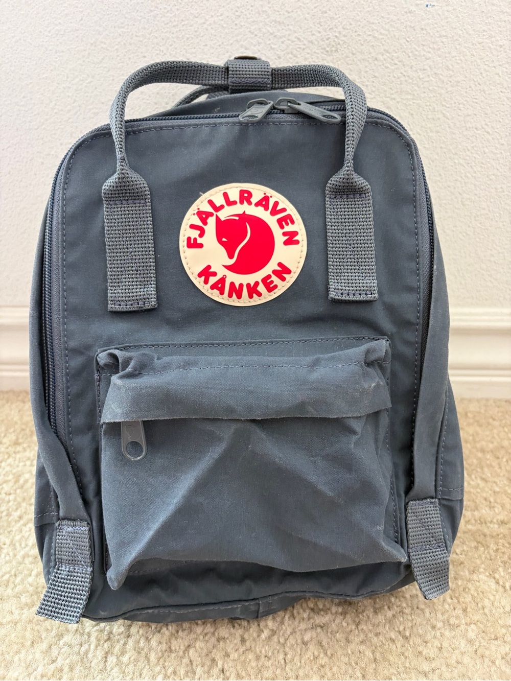Fjällräven Kånken Mini Zip Backpack Gray